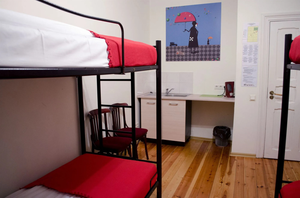 Red Nose Hostel with Self-Check In