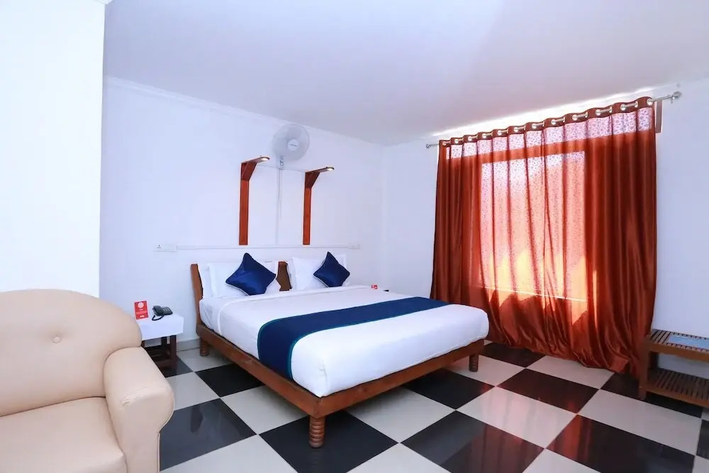 Hotel River Moon by OYO Rooms