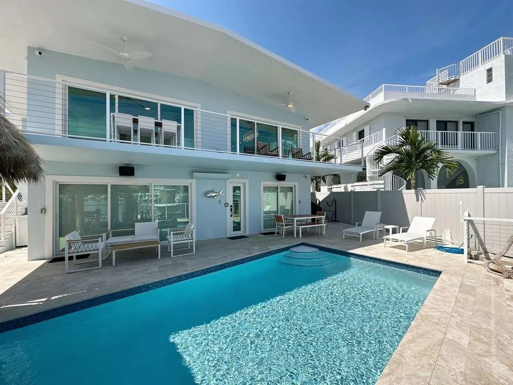 Treasure Harbor Hideaway