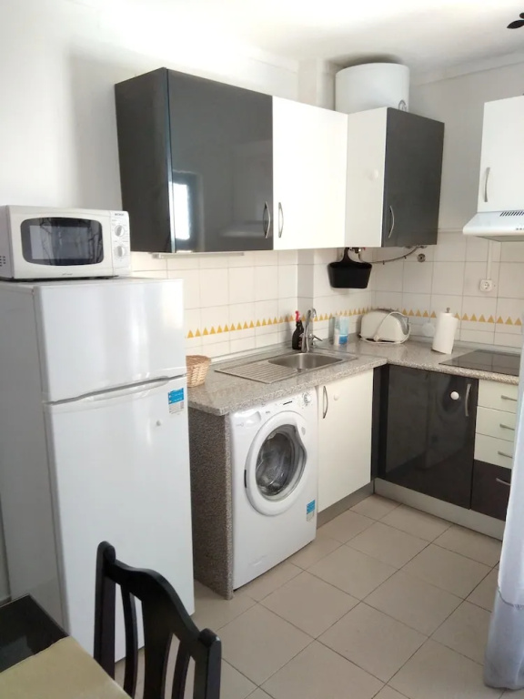 Apartment With one Bedroom in Portimão, With Wonderful City View and Enclosed Garden - 350 m From the Beach