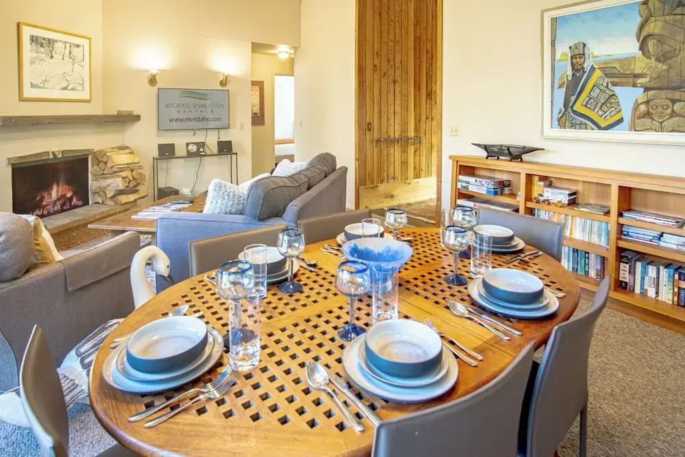 Bigwood Bliss - 3BD Riverfront Home