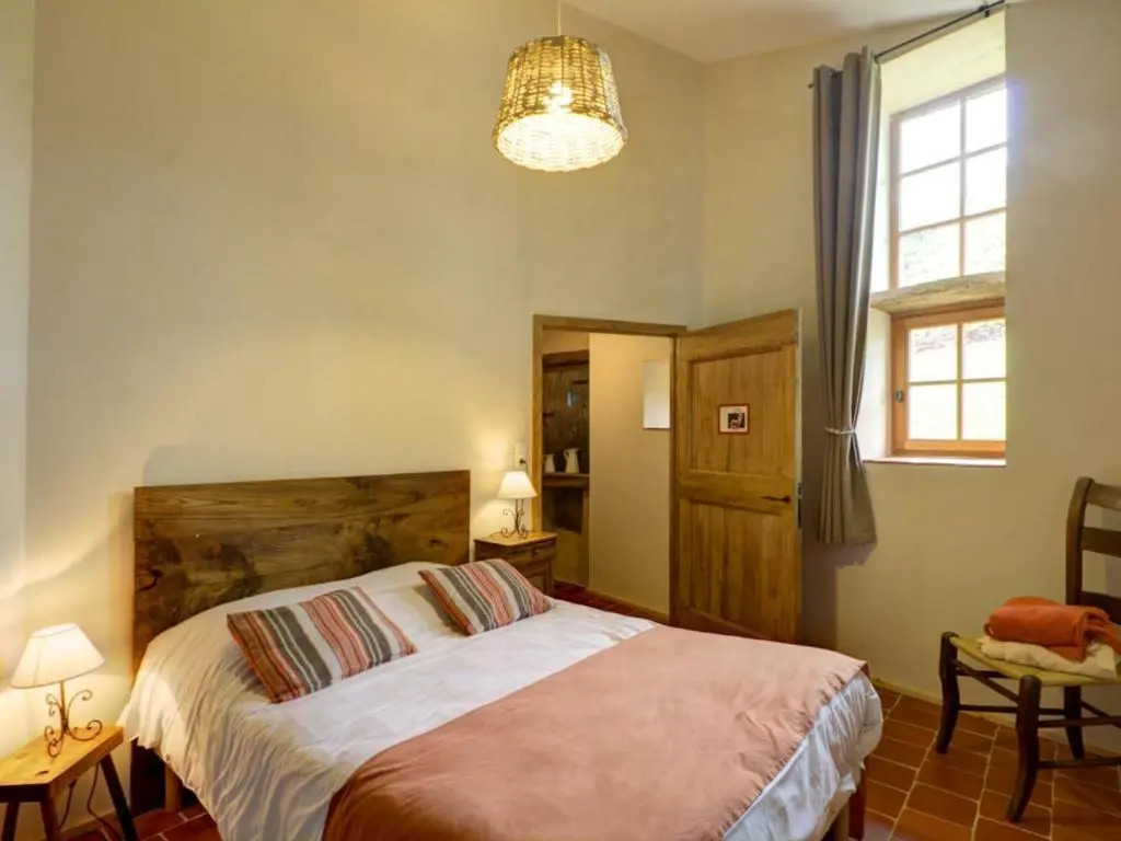 Gîte authentique 12 pers avec terrasse en campagne - FR-1-496-54