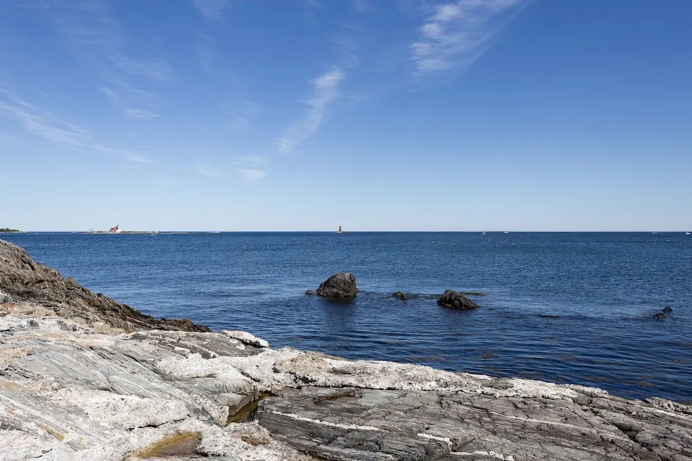 GREAT ISLAND INN - A Modern Boutique Hotel