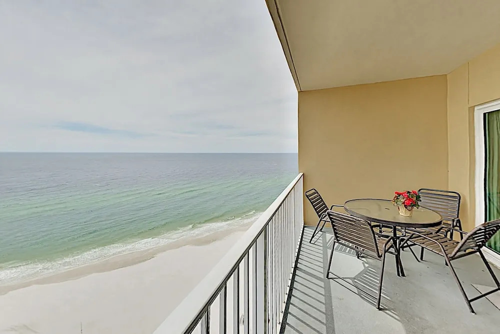 New Listing! Seawind Getaway W/ Gulf Views & Pool 3 Bedroom Condo