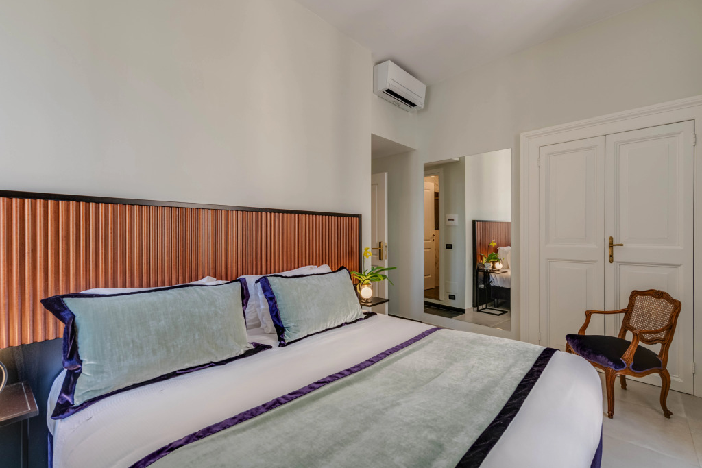 Navona Theatre Hotel