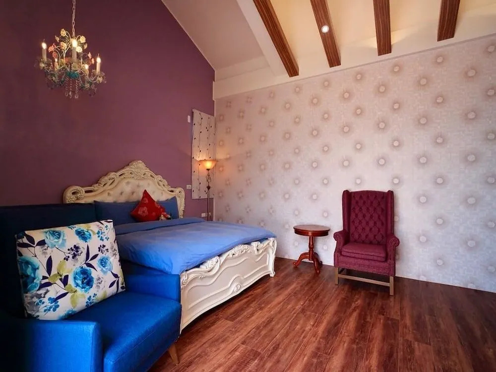 Floral Land B&B