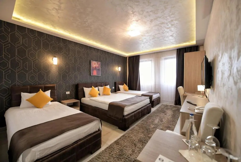 Garnet Hotel & Event Centar