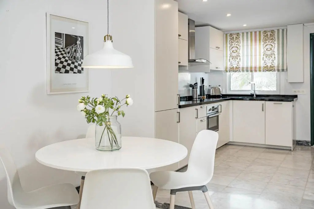 Contemporary 2BR Apt with Terrace in Nueva Andalucia 'The Golf Valley'