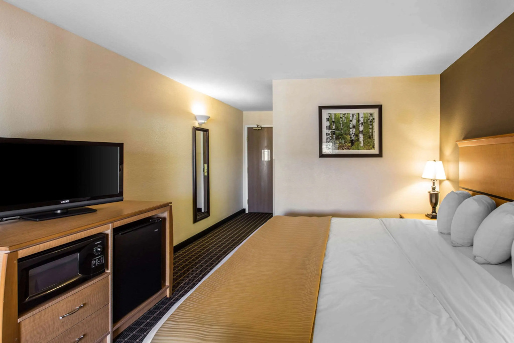 Quality Inn and Suites Silverthorne - Copper Mountain