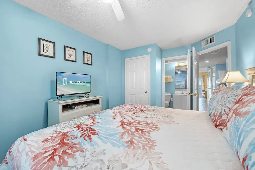 Royal Palms 603