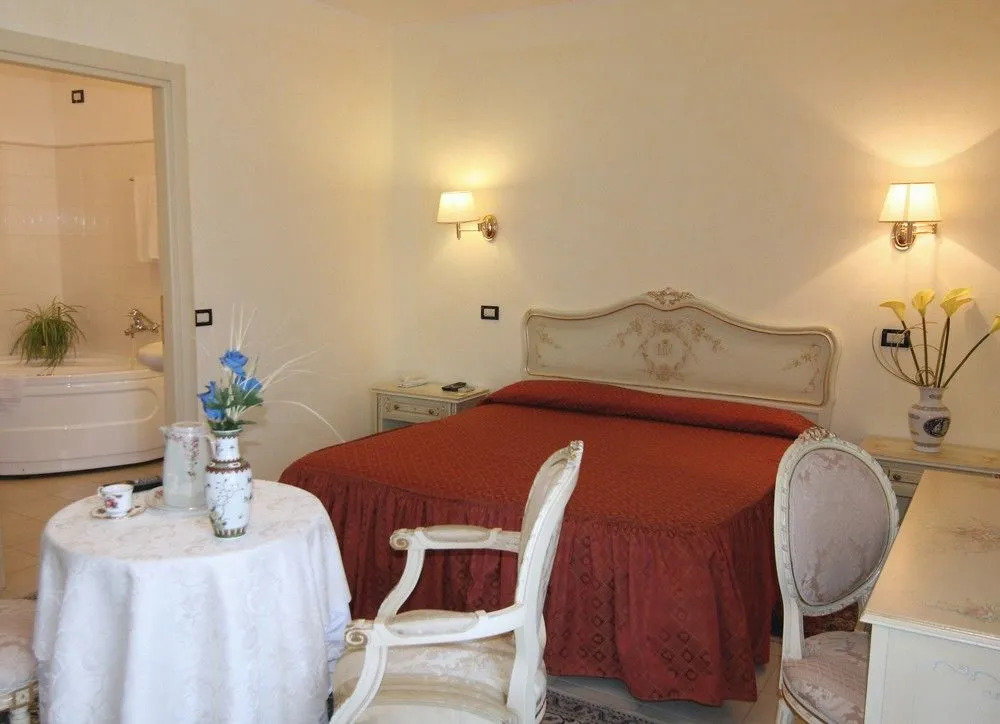 Hotel Royal