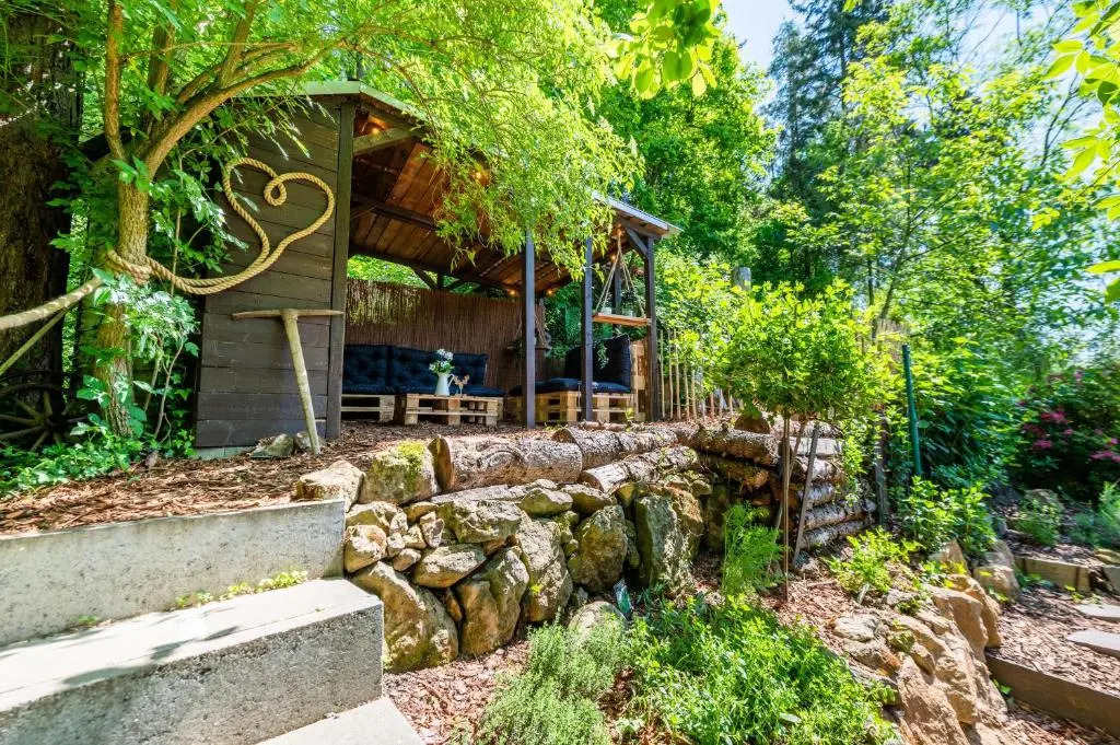 Haus am Wald - Ferienhaus mit Garten & Hund in der Sächsischen Schweiz