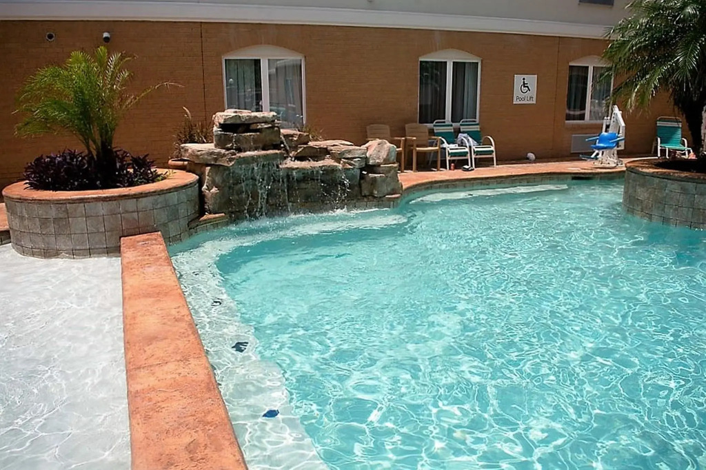Holiday Inn Express Hotel and Suites Port Aransas/Beach Area by IHG
