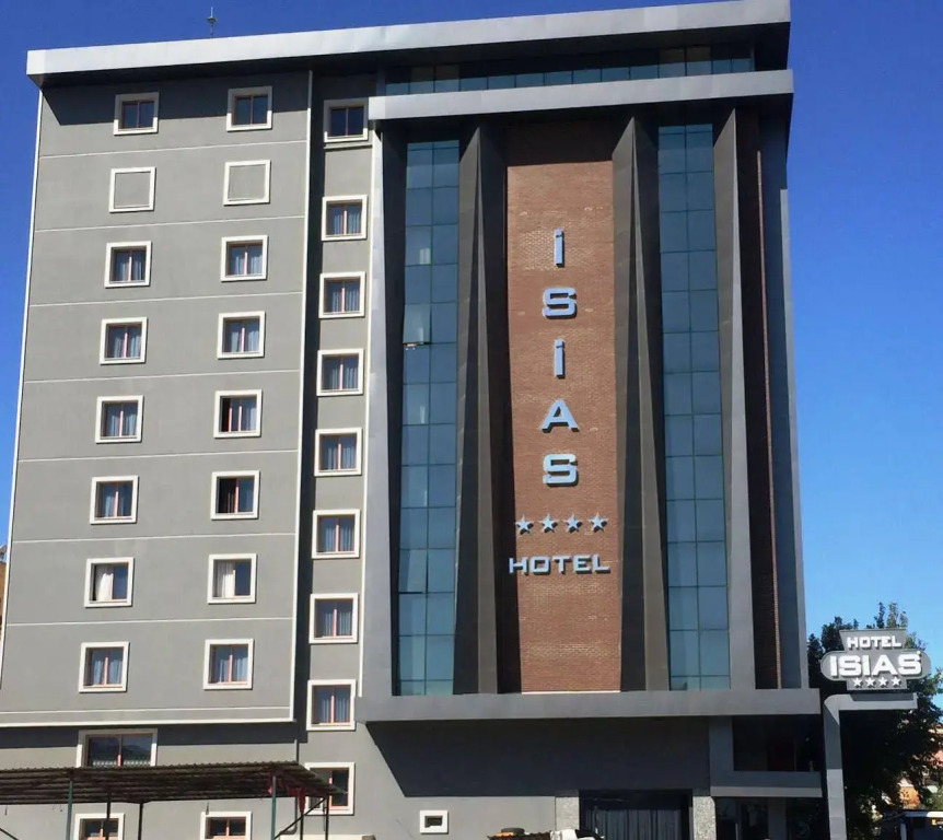 Grand Isias Hotel