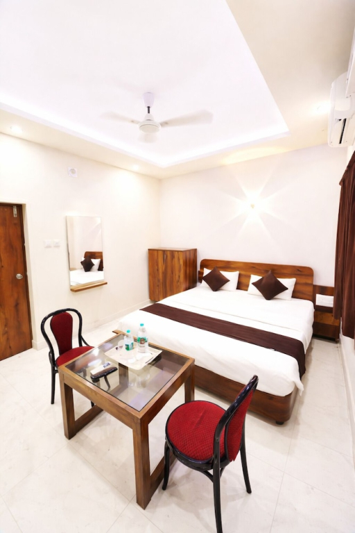 Hotel Blueee Sagar Near Golden Sea Beach