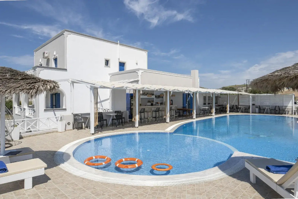 Bella Santorini