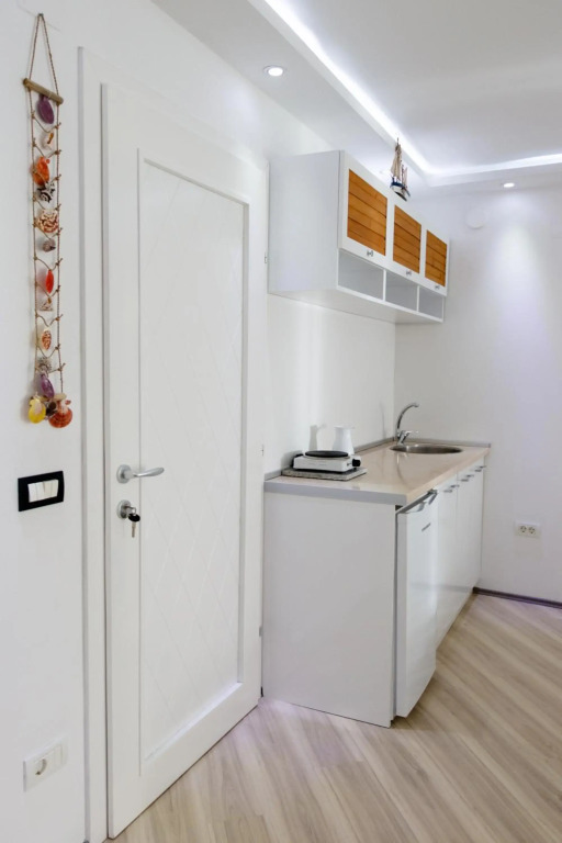 Anas Apartments