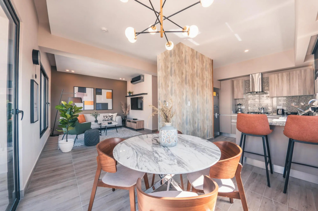 Loft in Regatta 802