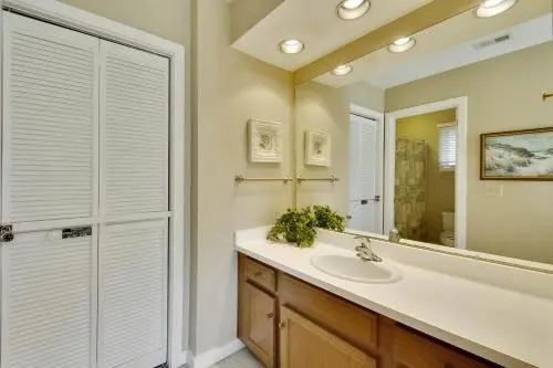Inlet Cove 94