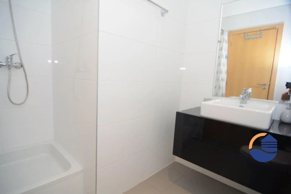 16 in Portim o With 2 Bedrooms and 2 Bathrooms
