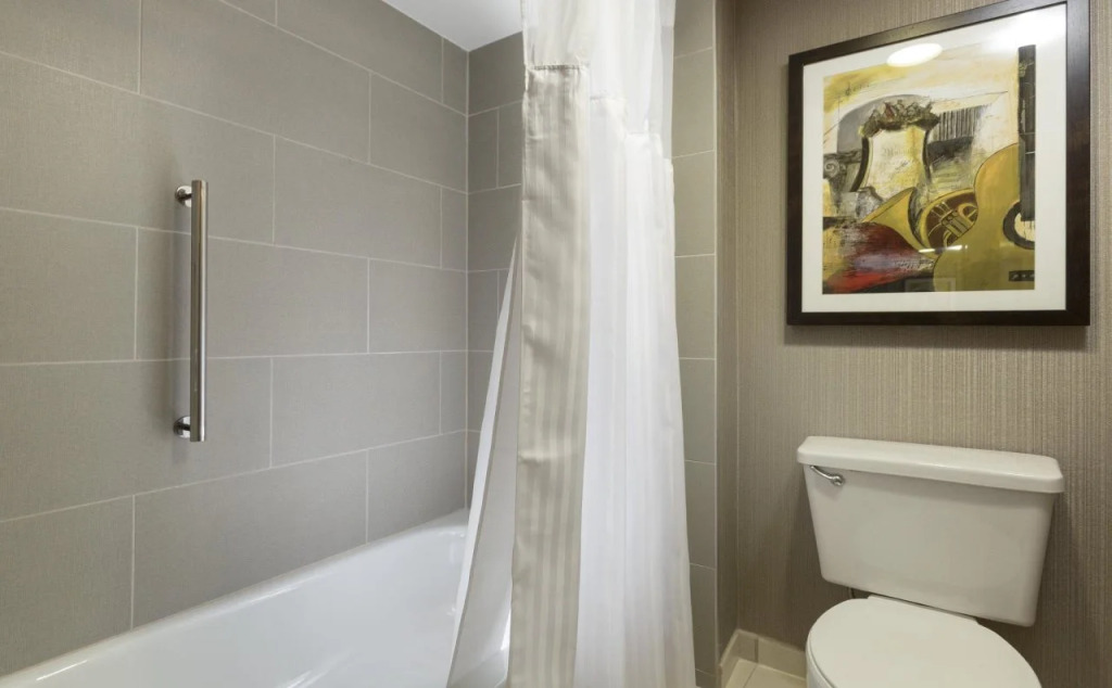 DoubleTree Suites by Hilton Nashville Airport