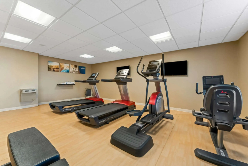 Comfort Inn & Suites Avera Southwest