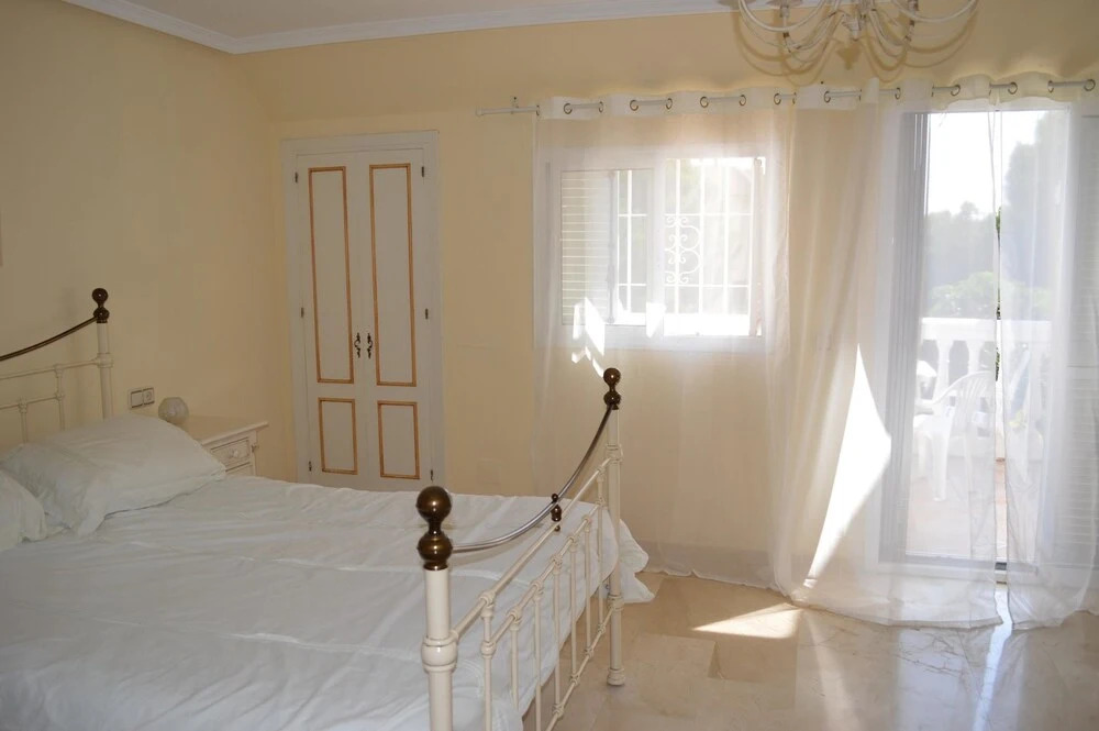 House With 2 Bedrooms in Benalmádena, With Pool Access, Furnished Terr
