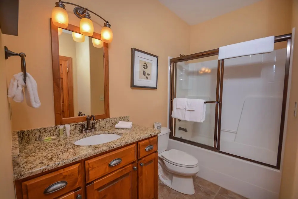 Firefly Cove 4 Bedroom House