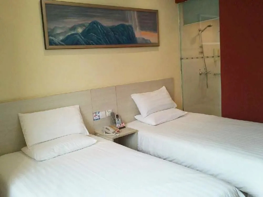 Hanting Express Hangzhou Wulin Plaza West