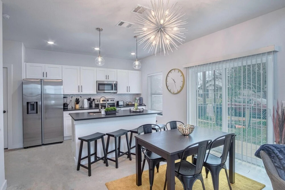 Brand NEW Stylish 3BR 2BA Near Exciting Downtown