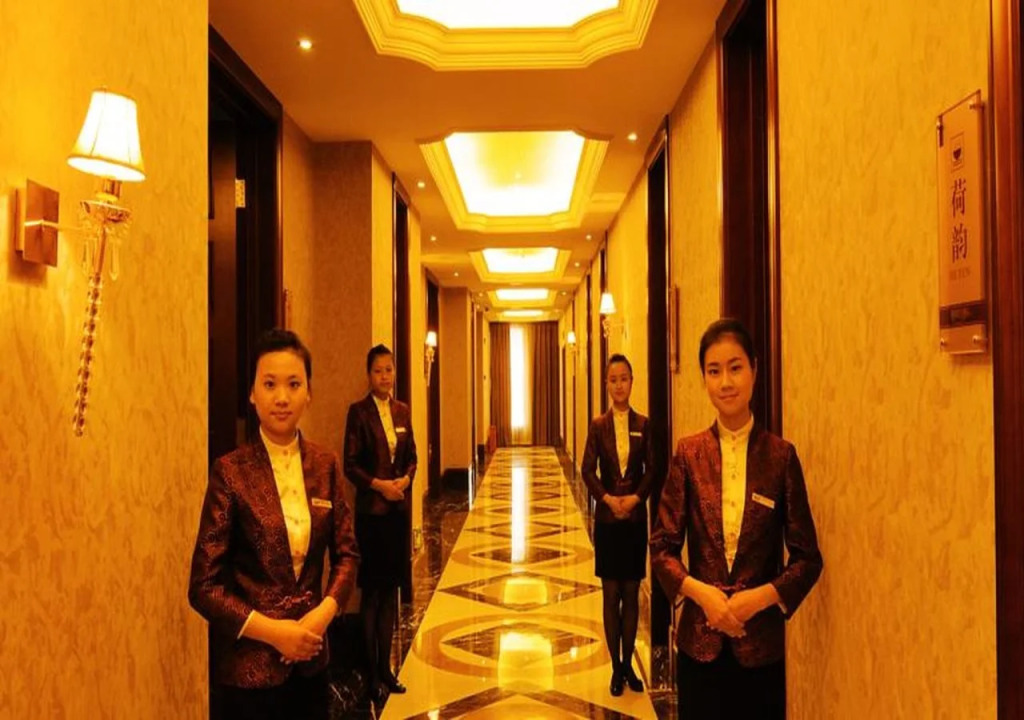 For Star Hotel Renmin North Road