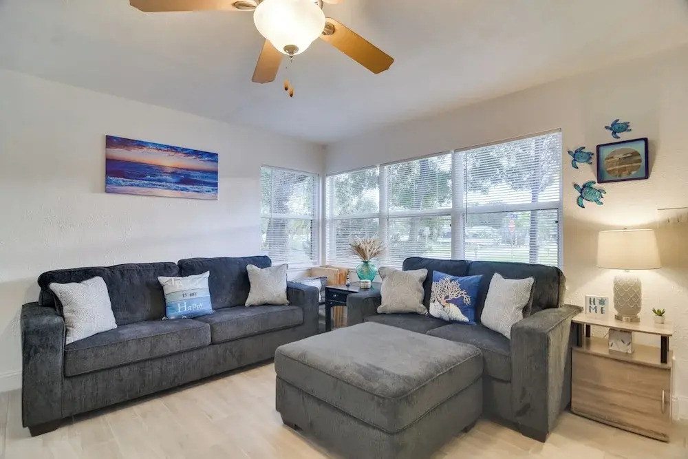 Pet-friendly Gulfport Home: Walkable Location!