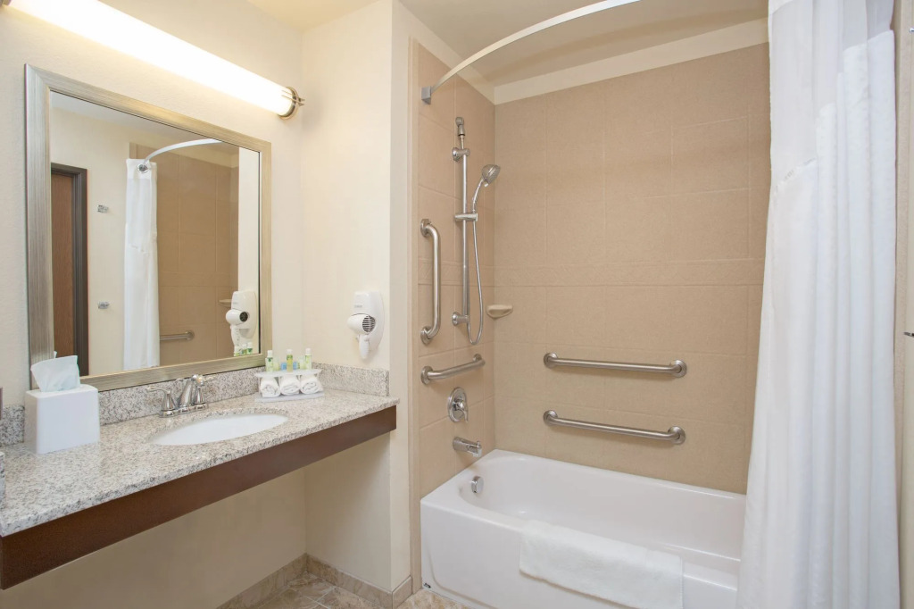Holiday Inn Express & Suites Glendive by IHG