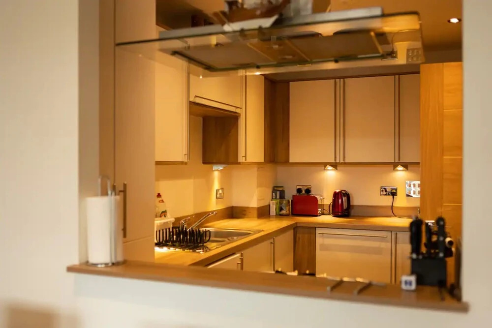 Comfy 2 Bedroom Apartment Near Edinburgh City Centre