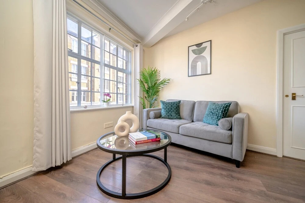 Charming 1BR in London's Westminster