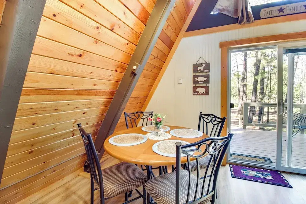 A-frame Cabin w/ Deck & Grill in Pinetop!