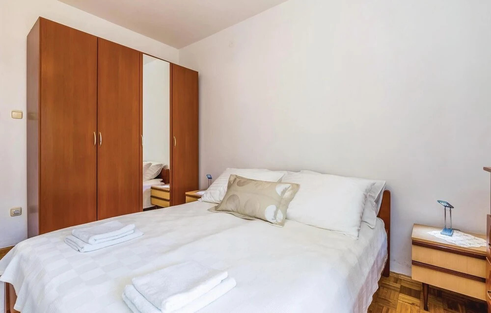 Beautiful Home in Matulji With Wifi and 2 Bedrooms