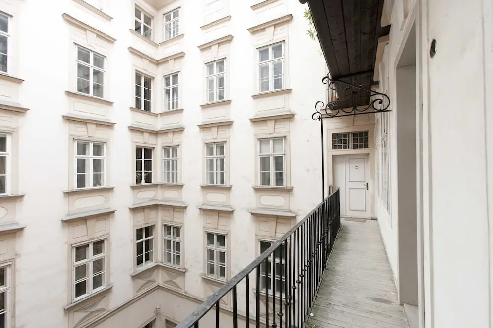 Apartments Old City Center