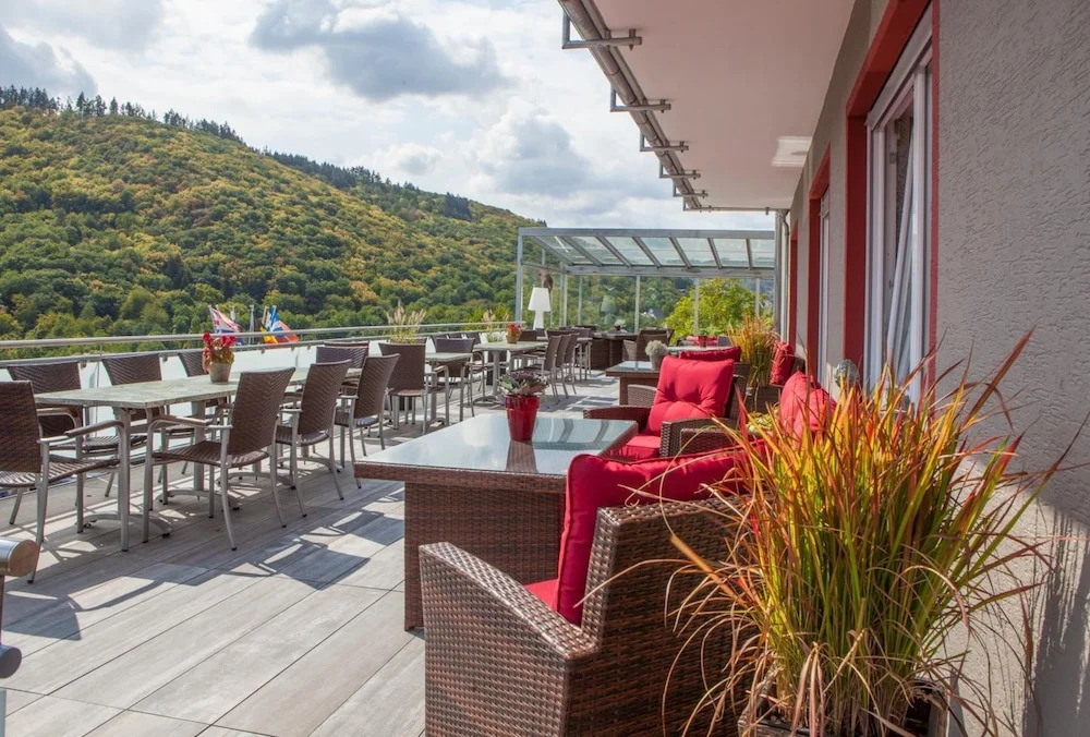 Hotel-Restaurant-Weingut Kapellenhof