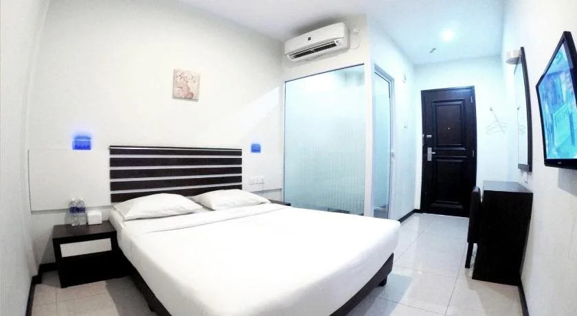 Link Hotel