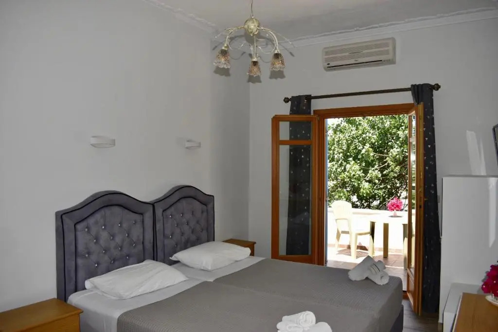 Minoa Hotel