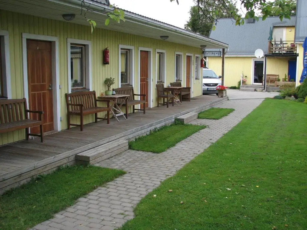 Kaare Guesthouse
