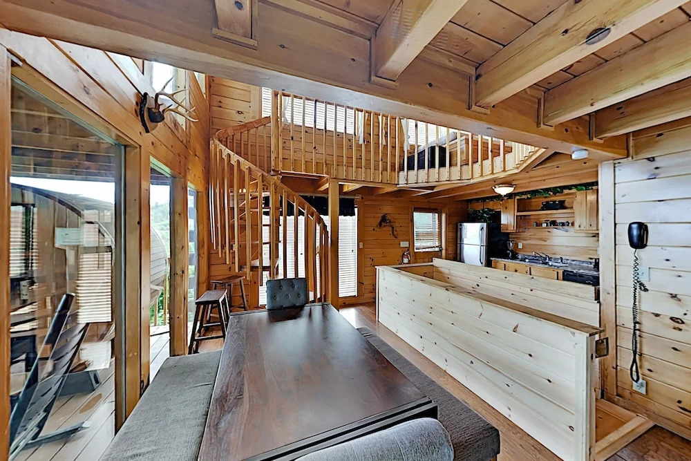 View W/ Hot Tub, Sauna, Theater & Pool! 2 Bedroom Cabin