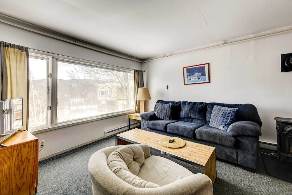 Stowe Condo With Deck and Mountain Views!
