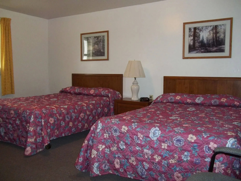Sudbury Court Motel and RV Park