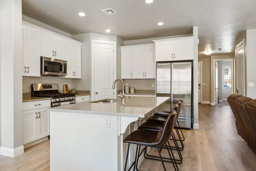 Grand Getaway 10 Bedroom Townhouse