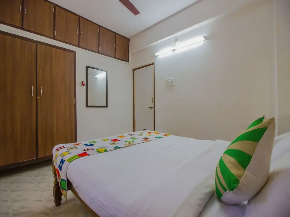 Gokul Residency By OYO Rooms