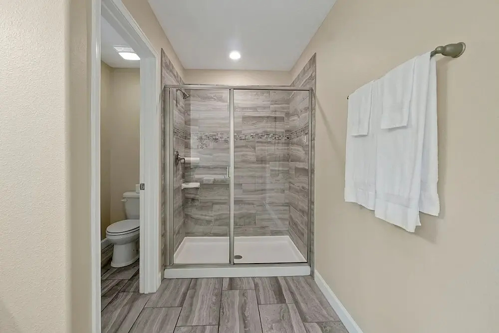 5424 Solterra Circle, Davenport,5beds