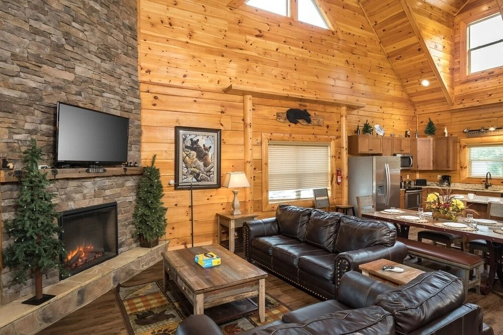Heavenly Hideaway 4 Bedroom Home by Redawning