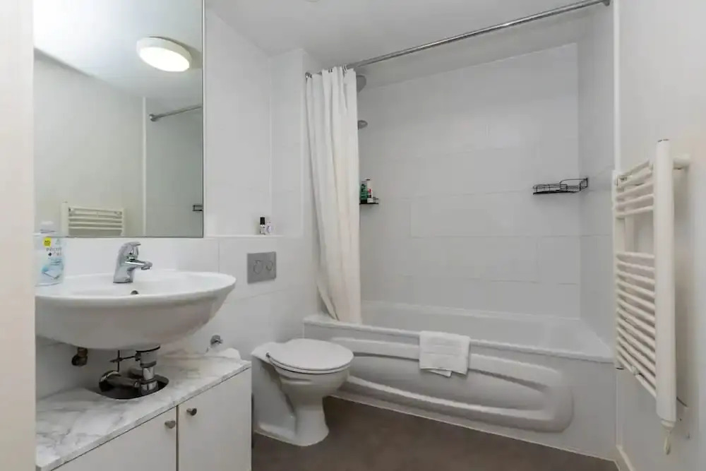 Bright 1 Bedroom Apartment in Elephant and Castle